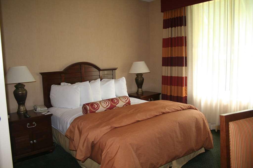 Embassy Suites By Hilton Atlanta Airport College Park Habitación foto