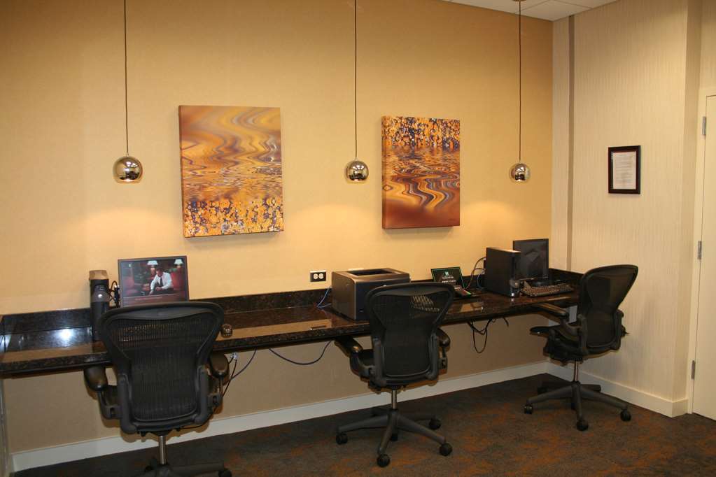 Embassy Suites By Hilton Atlanta Airport College Park Facilidades foto
